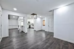 5319 S Braeswood Blvd, Houston, TX 77096 - Photo 23