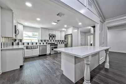 5319 S Braeswood Boulevard, Houston, TX 77096 - Photo 17