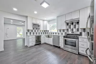 5319 S Braeswood Boulevard, Houston, TX 77096 - Photo 19