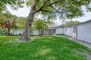 5319 S Braeswood Blvd, Houston, TX 77096 - Photo 47