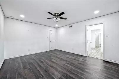 5319 S Braeswood Boulevard, Houston, TX 77096 - Photo 29