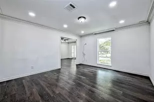 5319 S Braeswood Blvd, Houston, TX 77096 - Photo 13