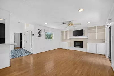 14946 Spring Lake Drive, Houston, TX 77070 - Photo 5