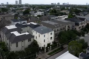 2105 McDuffie St, Houston, TX 77019 - Photo 35