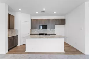 6423 Kentfield Dr, Arcola, TX 77583 - Photo 13