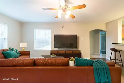 5601 Savannah Woods Lane, Rosharon, TX 77583 - Photo 5