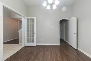 5601 Savannah Woods Ln, Rosharon, TX 77583 - Photo 11