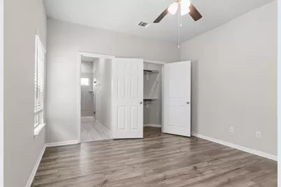 24723 Teton Hollow Trail, Houston, TX 77336 - Photo 13