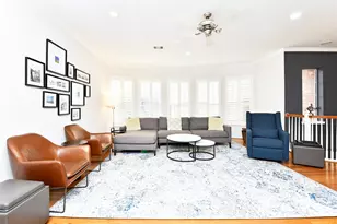 2645 Helena St, Houston, TX 77006 - Photo 5