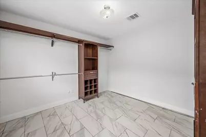 10706 Sugar Hill Drive, Houston, TX 77042 - Photo 15
