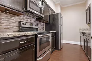 332 Wilcrest Dr, Houston, TX 77042 - Photo 11