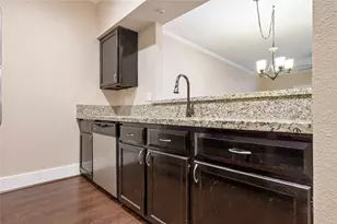 332 Wilcrest Dr, Houston, TX 77042 - Photo 13