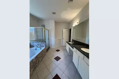 12019 Flamingo Lakes Court, Houston, TX 77065 - Photo 17