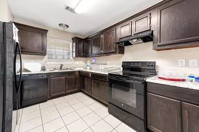 12926 Abalone Way, Houston, TX 77044 - Photo 9