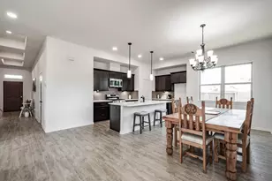 10258 Prairie Dunes Ln, Cleveland, TX 77327 - Photo 5