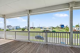 4133 4th St, Galveston, TX 77554 - Photo 37