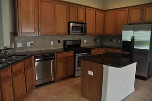 12814 Quail Creek Dr, Pearland, TX 77584 - Photo 9