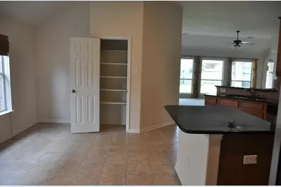12814 Quail Creek Drive, Pearland, TX 77584 - Photo 13