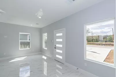 6513 Avenue B #B, Houston, TX 77011 - Photo 5