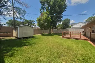 5329 Pagewood Ln, Houston, TX 77056 - Photo 17