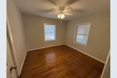 309 Houston Street, Tomball, TX 77375 - Photo 7