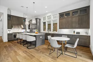 3020 Lake St, Houston, TX 77098 - Photo 9