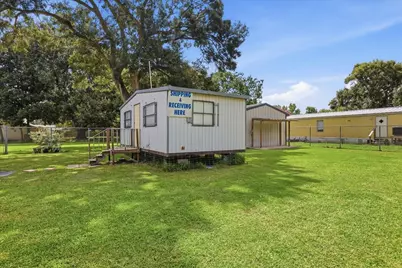 407 Cypress Avenue, Winnie, TX 77665 - Photo 31