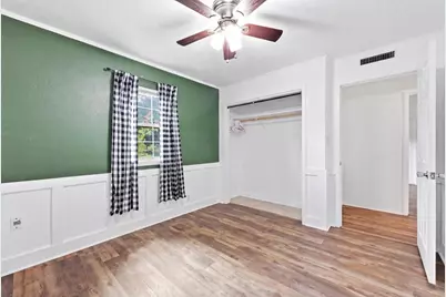 407 Cypress Avenue, Winnie, TX 77665 - Photo 21