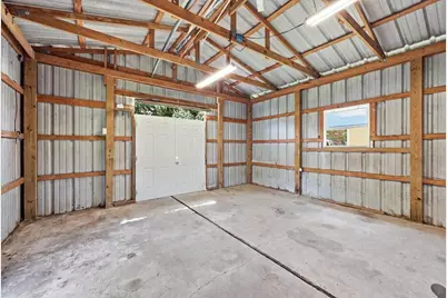 407 Cypress Avenue, Winnie, TX 77665 - Photo 27