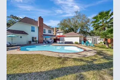 714 Crestwood Drive, El Lago, TX 77586 - Photo 1