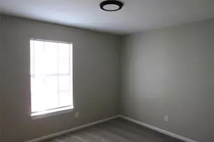 8 N Greenbud Ct, The Woodlands, TX 77380 - Photo 15