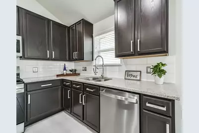 2815 Beech River Court, Conroe, TX 77301 - Photo 9