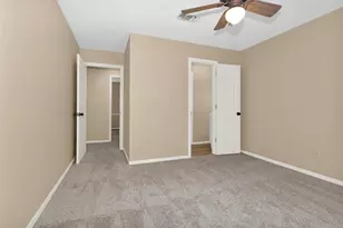 1915 E Lake Dr, Huntsville, TX 77340 - Photo 37