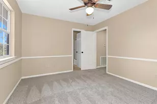 1915 E Lake Dr, Huntsville, TX 77340 - Photo 35