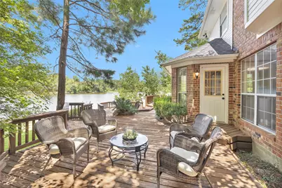 1915 E Lake Drive, Huntsville, TX 77340 - Photo 39
