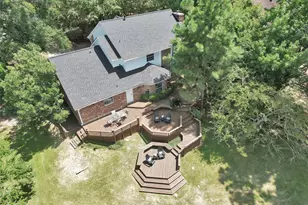 1915 E Lake Dr, Huntsville, TX 77340 - Photo 47