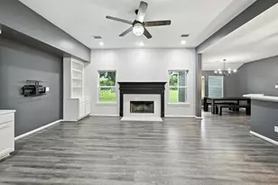 319 S Jamison St, La Porte, TX 77571 - Photo 7