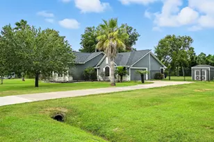 319 S Jamison St, La Porte, TX 77571 - Photo 3