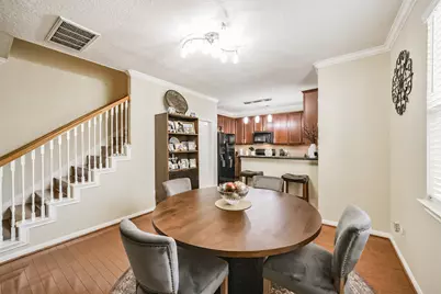 1430 W 24th Street, Houston, TX 77008 - Photo 9