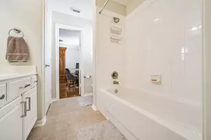 1430 W 24th St, Houston, TX 77008 - Photo 23