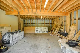 16947 Pioneer Trail, Conroe, TX 77302 - Photo 5