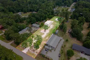 16947 Pioneer Trail, Conroe, TX 77302 - Photo 3