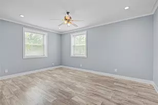 16947 Pioneer Trail, Conroe, TX 77302 - Photo 9