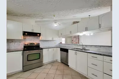 9415 Beckford Drive, Houston, TX 77099 - Photo 11