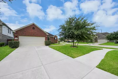 1902 Argos Drive, Missouri City, TX 77459 - Photo 3