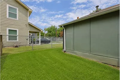 513 Avenue I, Conroe, TX 77301 - Photo 3
