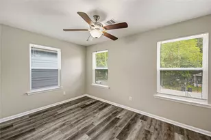 513 Avenue I, Conroe, TX 77301 - Photo 31