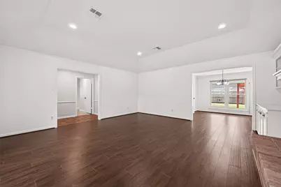 6207 Claridge Drive, Houston, TX 77096 - Photo 11