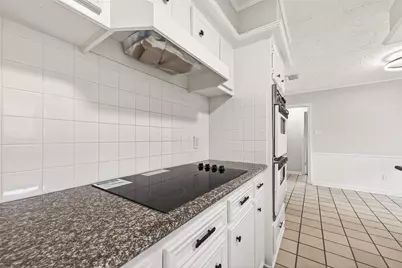 6207 Claridge Drive, Houston, TX 77096 - Photo 15