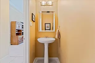 39 Laurelhurst Cir, The Woodlands, TX 77382 - Photo 9